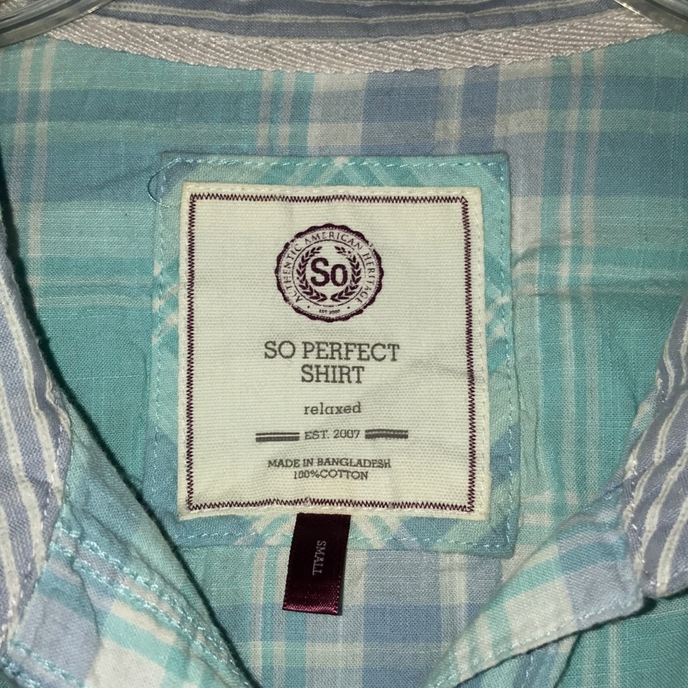 Blue button down - Picture 2 of 4